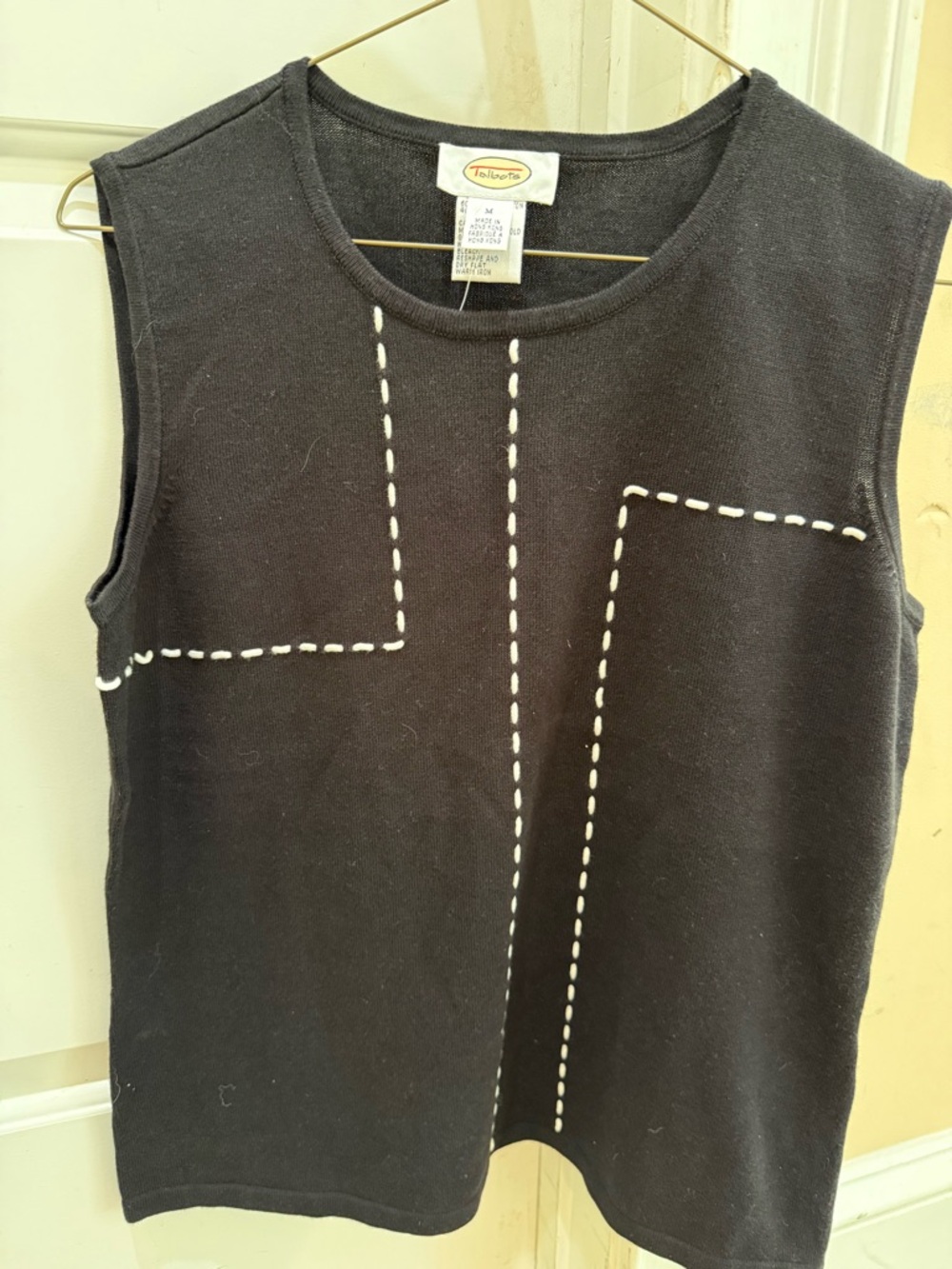 Talbots Black Sleeveless Knit Top with White Stitch Detail New w/ tags Ladies M